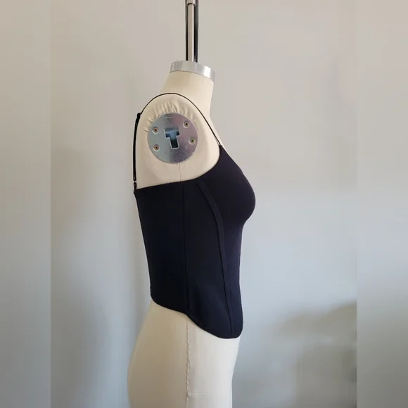 ARITZIA Sculpt Knit boustier camisolein black - Picture 3 of 12